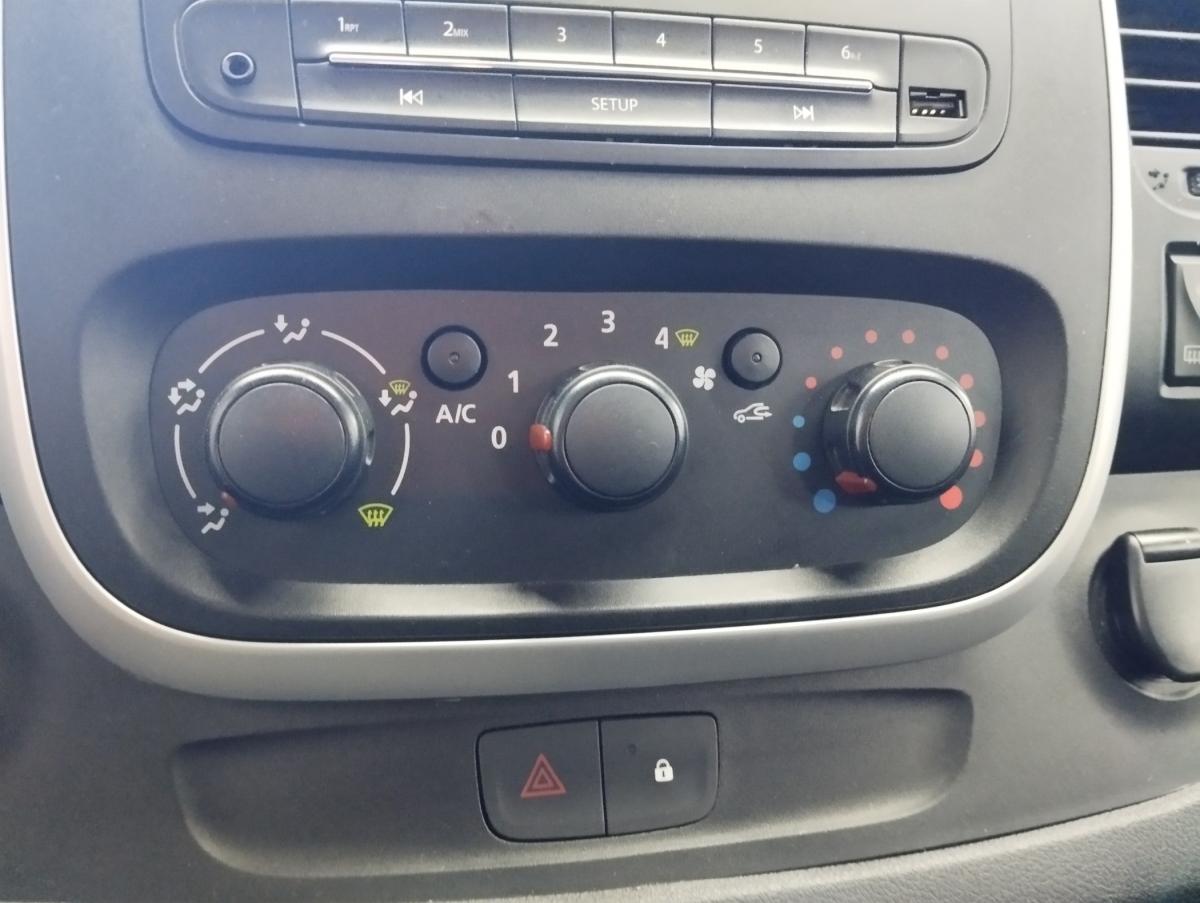 renault-trafic-2016-diesel-1598cc