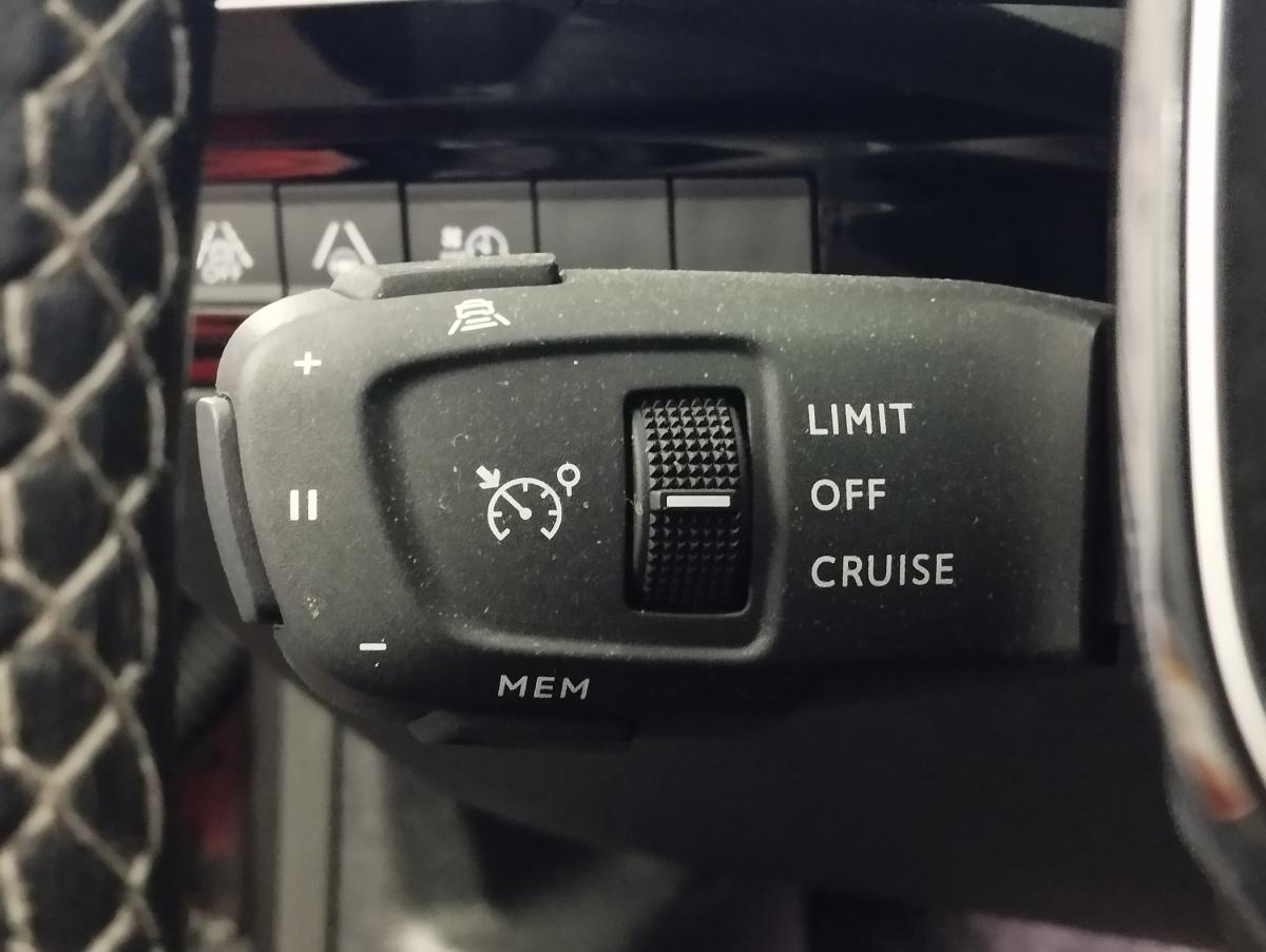 peugeot-508-sw-2022-hibrido-a-gasolina-1598cc