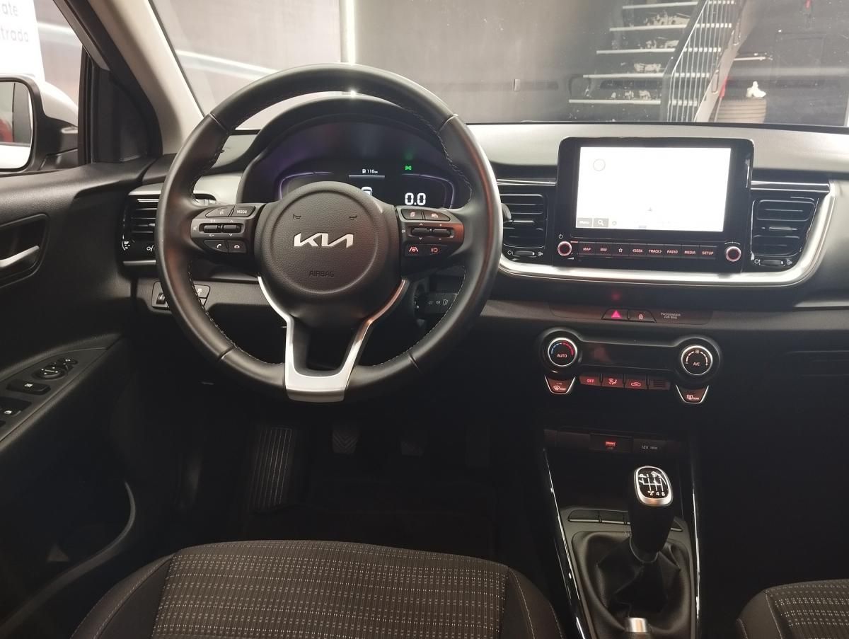 kia-stonic-2025-gasolina-998cc