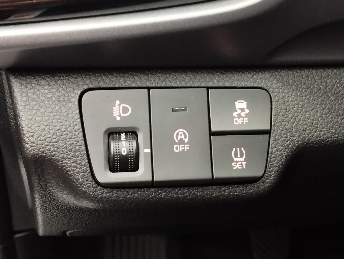 kia-stonic-2025-gasolina-998cc