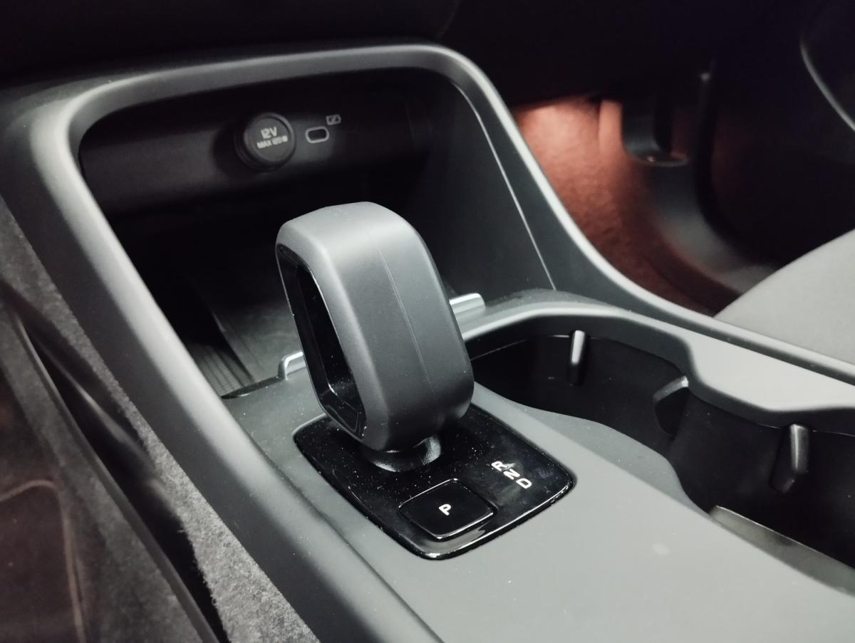 volvo-xc40-2024-eletrico-0cc