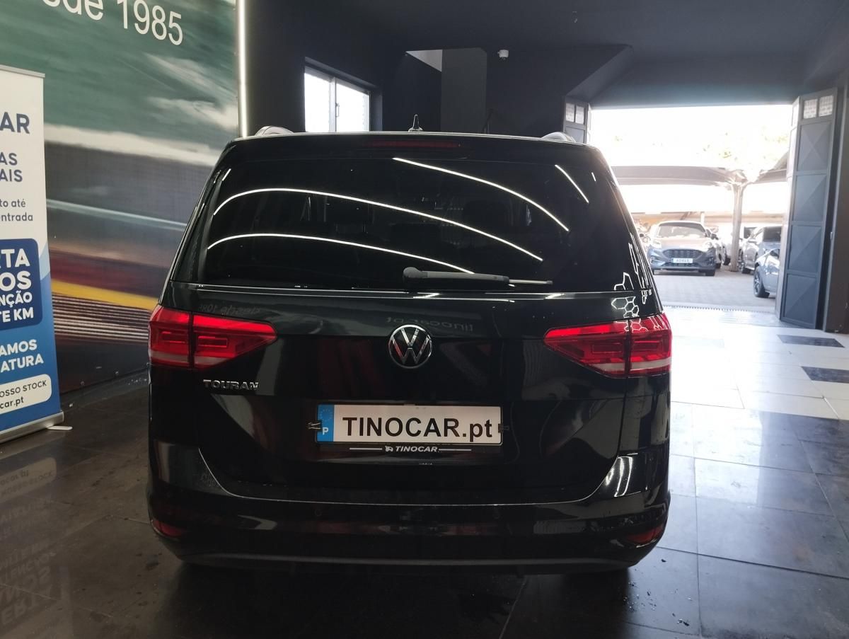 volkswagen-touran-2021-diesel-1968cc