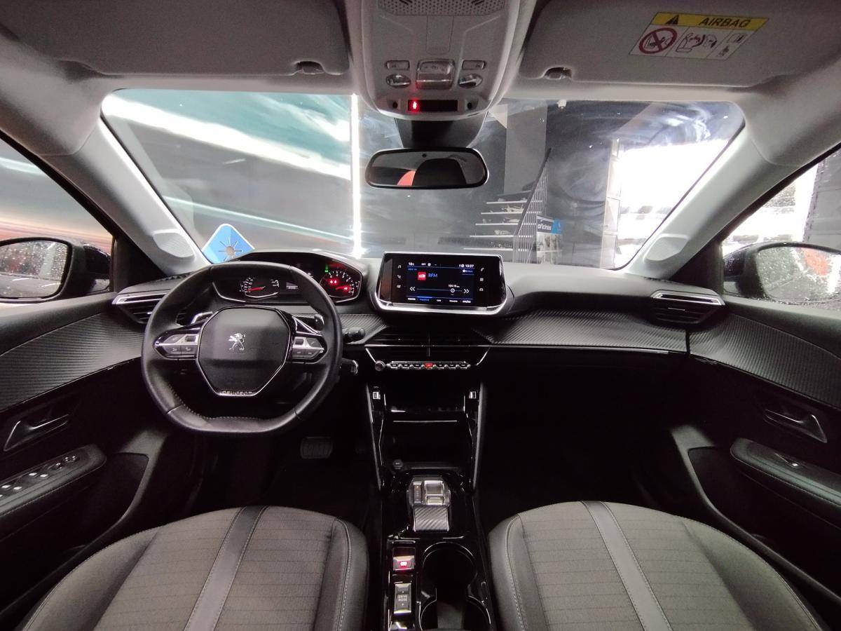 peugeot-208-2023-gasolina-1199cc