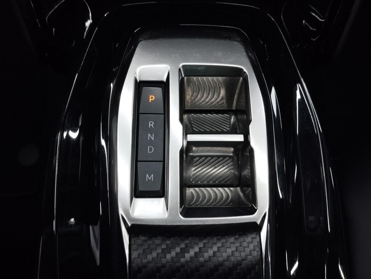 peugeot-208-2023-gasolina-1199cc