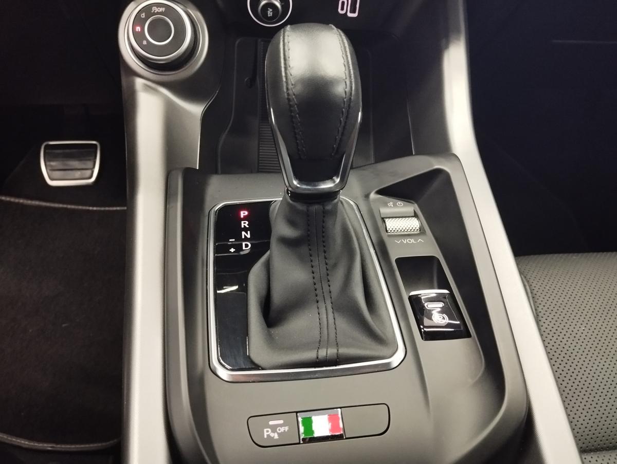 alfa-romeo-tonale-2024-hibrido-a-gasolina-1469cc