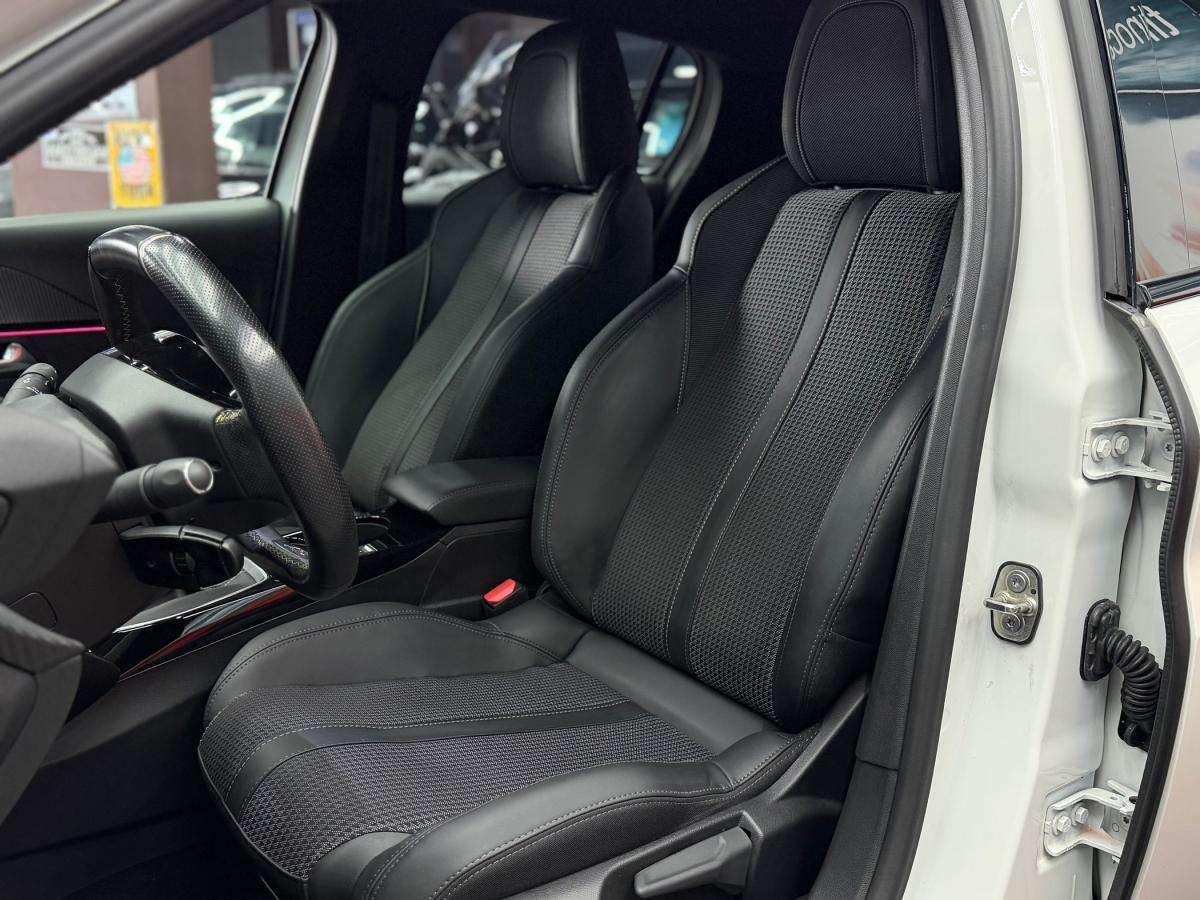 peugeot-208-2022-diesel-1499cc