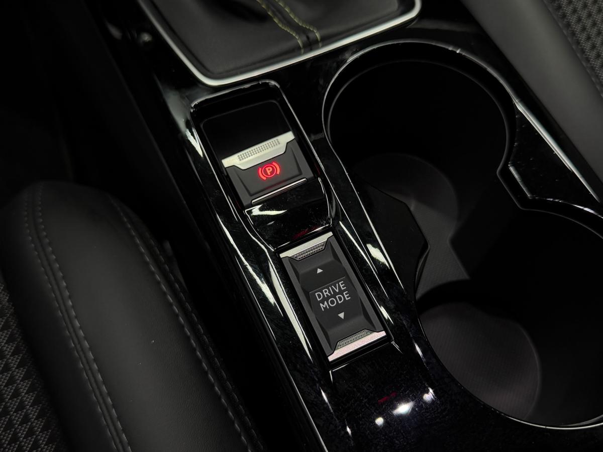 peugeot-208-2022-diesel-1499cc