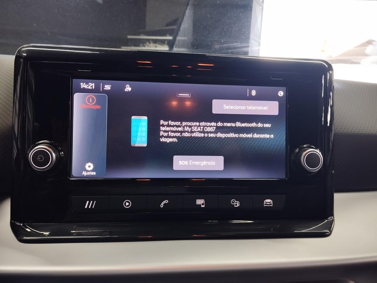 seat-arona-2023-gasolina-999cc