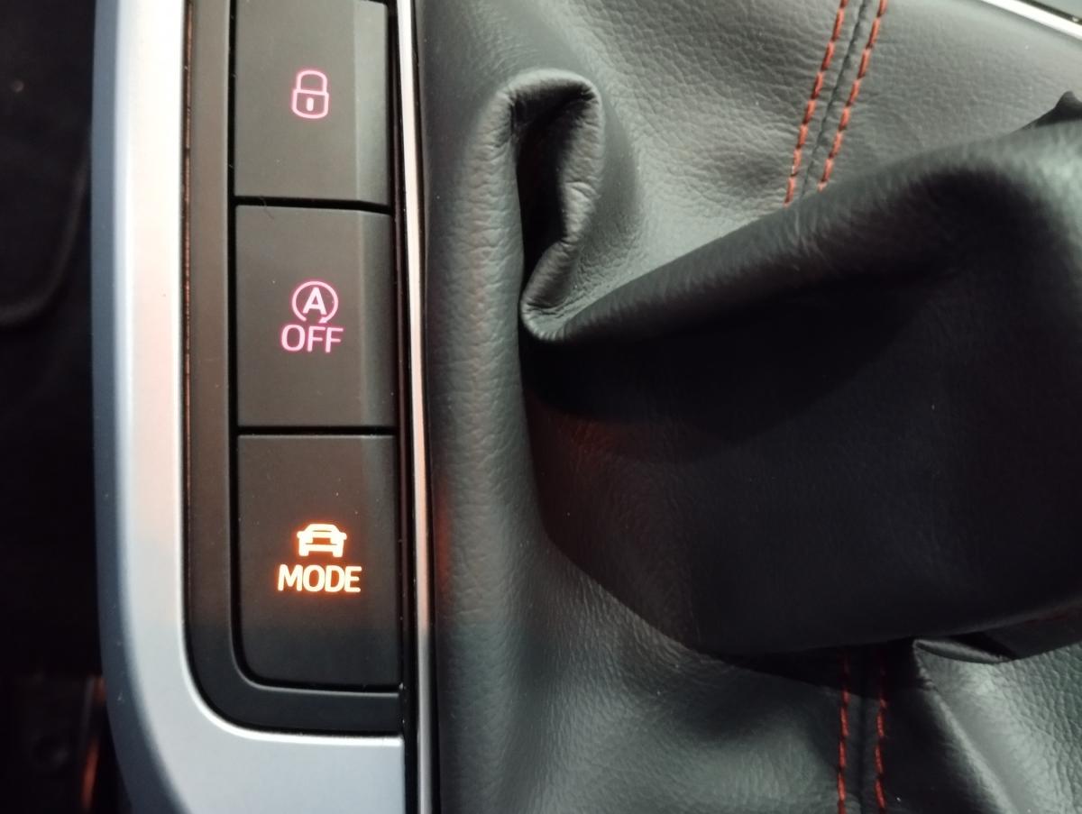 seat-arona-2023-gasolina-999cc