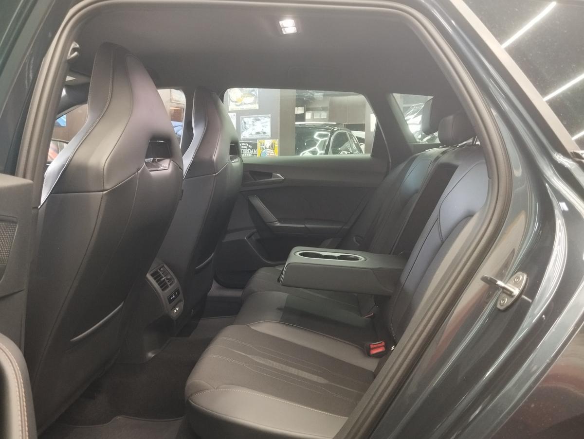 cupra-leon-sportstourer-2023-hibrido-a-gasolina-1395cc