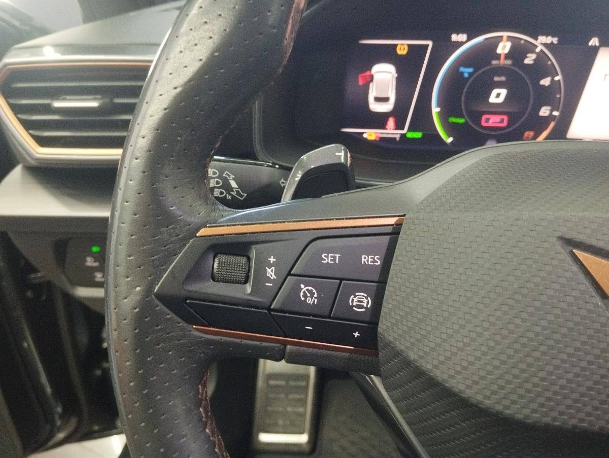 cupra-leon-sportstourer-2023-hibrido-a-gasolina-1395cc