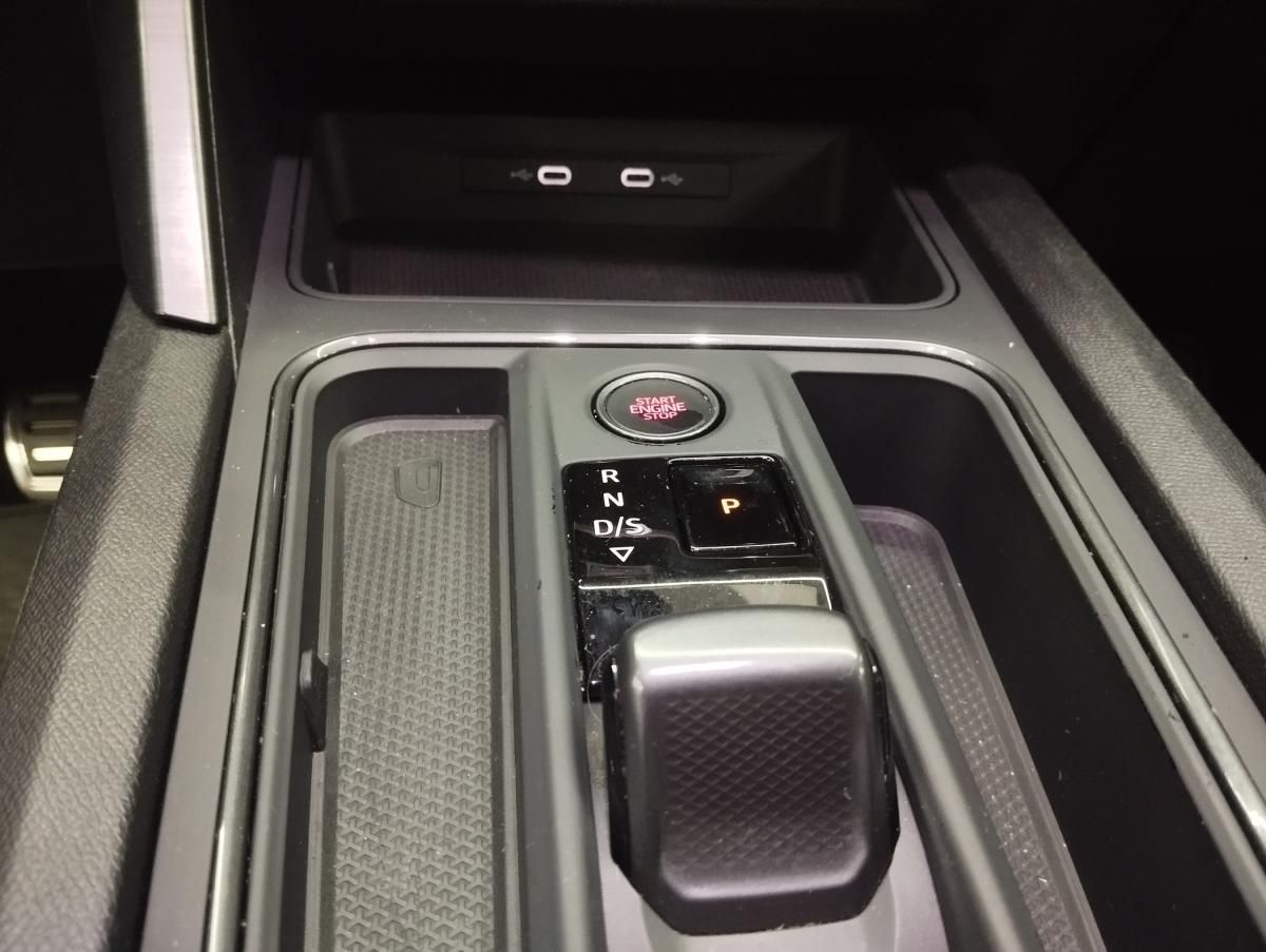 cupra-leon-sportstourer-2023-hibrido-a-gasolina-1395cc