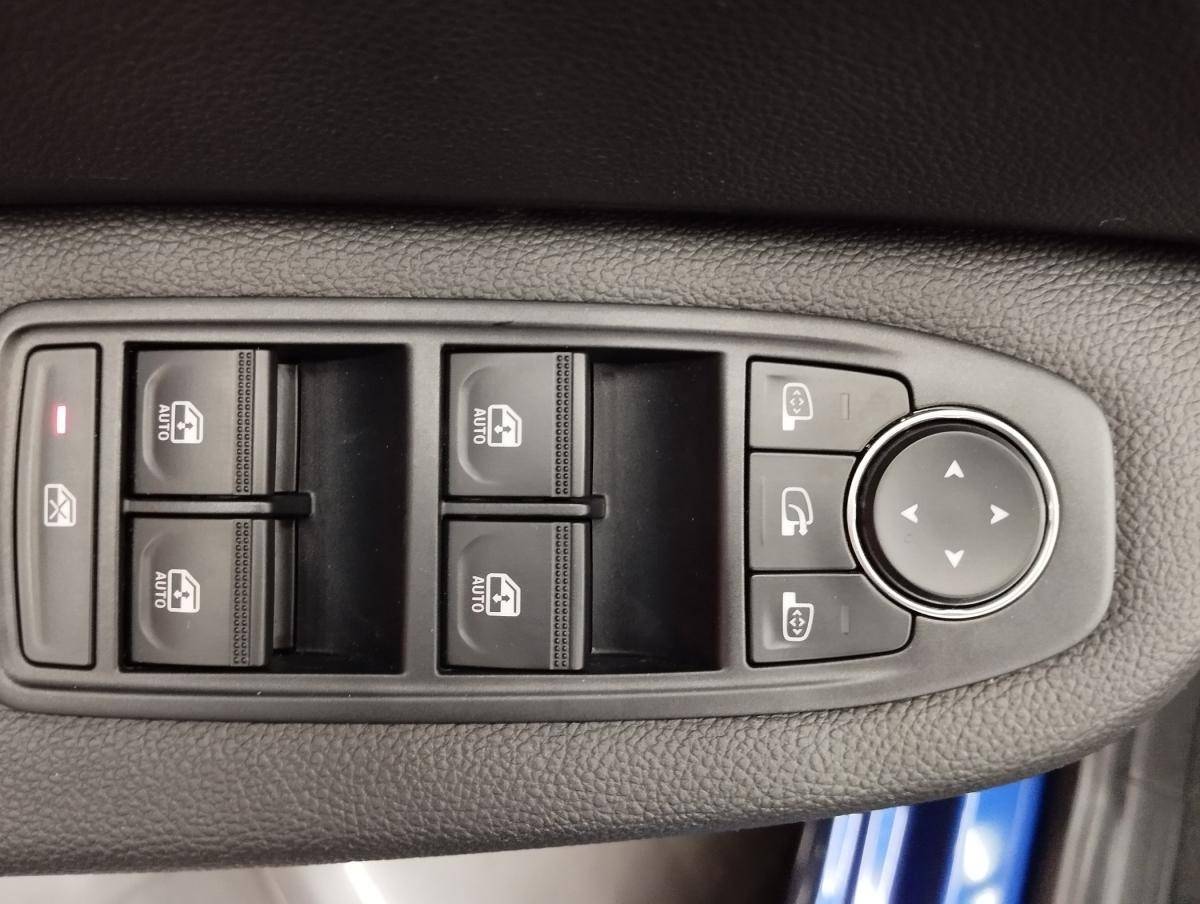 mitsubishi-colt-2025-gasolina-999cc