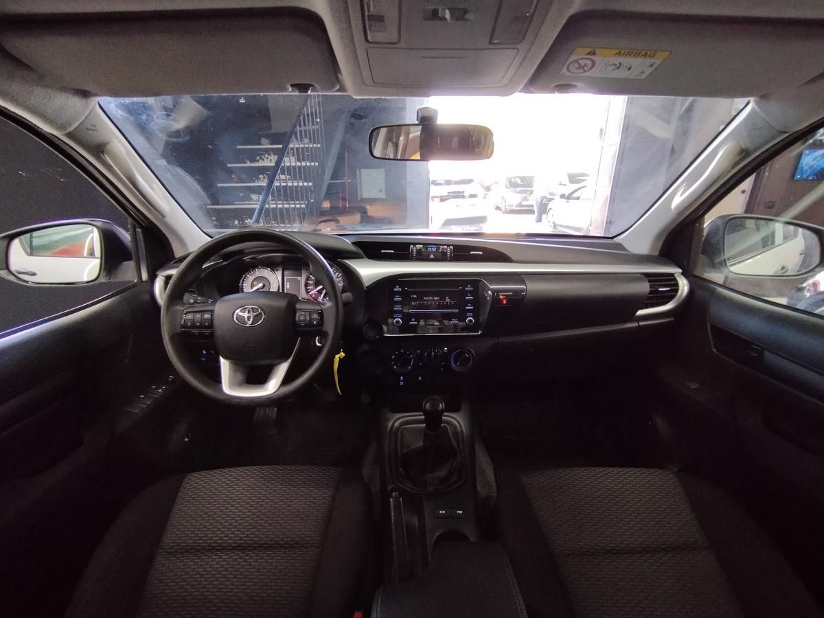 toyota-hilux-2022-diesel-2393cc