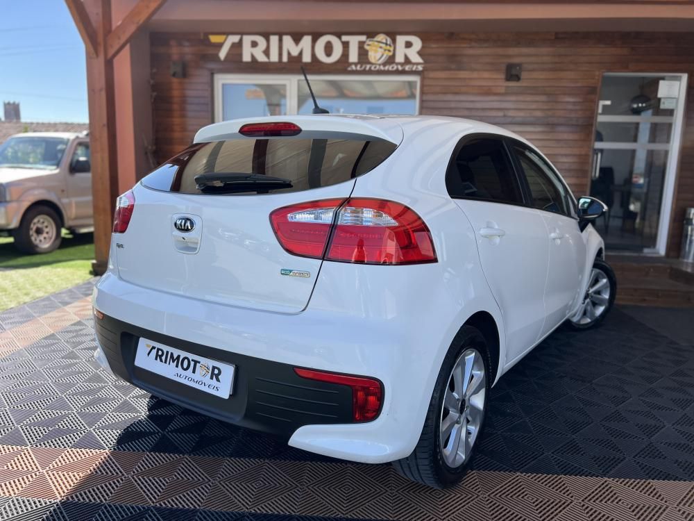 kia-rio-2016-diesel-1120cc
