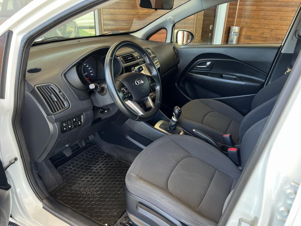 kia-rio-2016-diesel-1120cc
