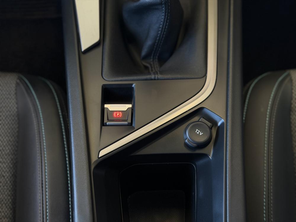 peugeot-308-2024-gasolina-1199cc