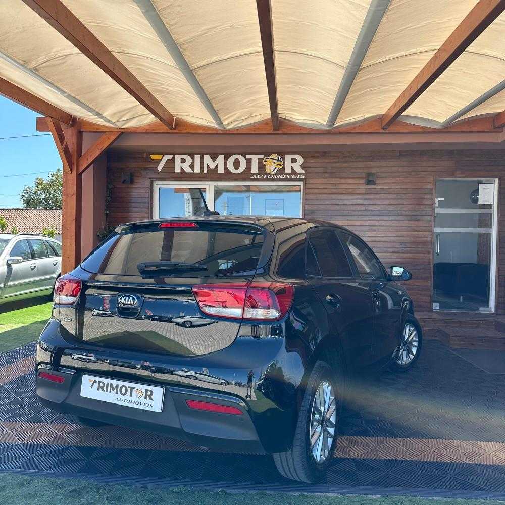 kia-rio-2021-gasolina-1197cc