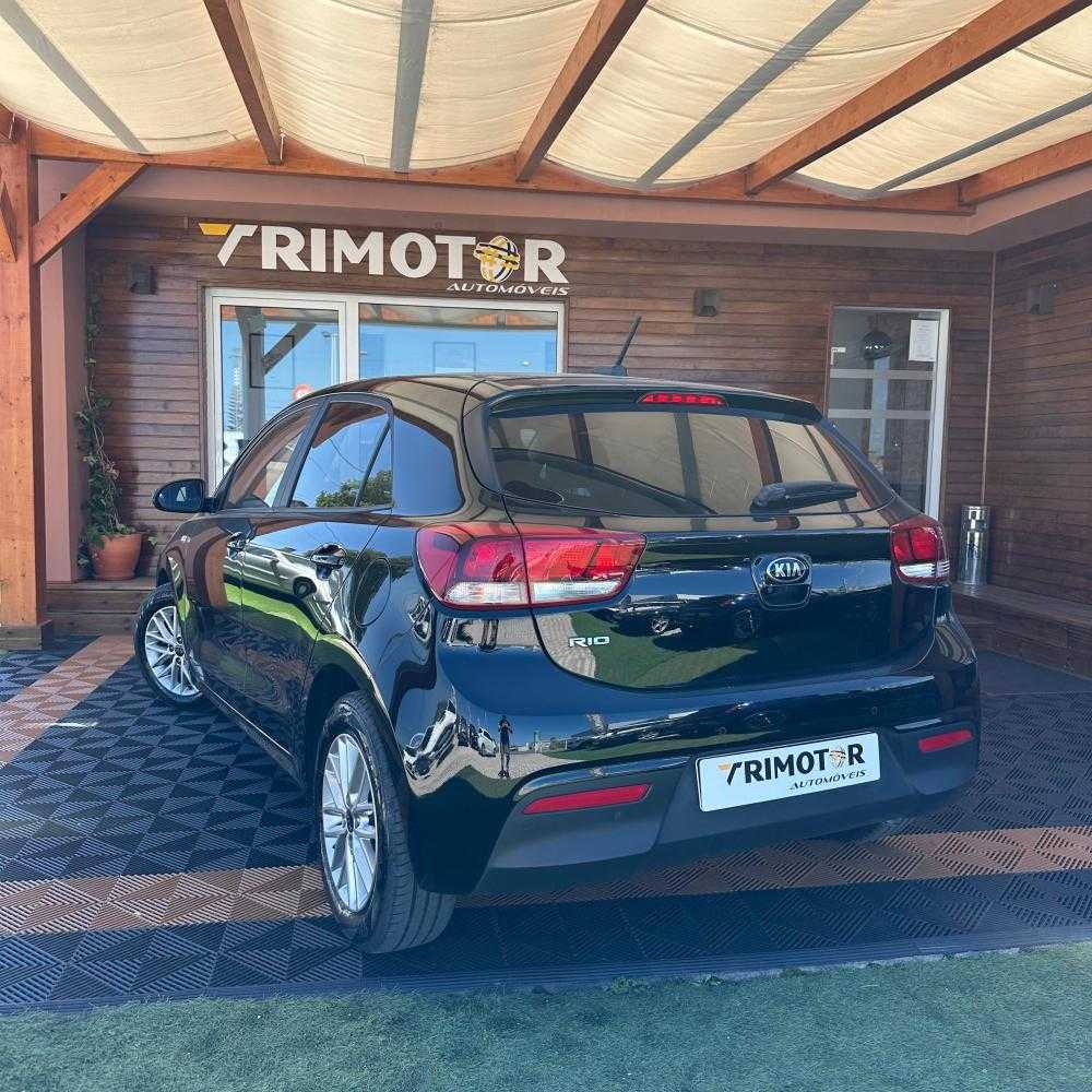 kia-rio-2021-gasolina-1197cc
