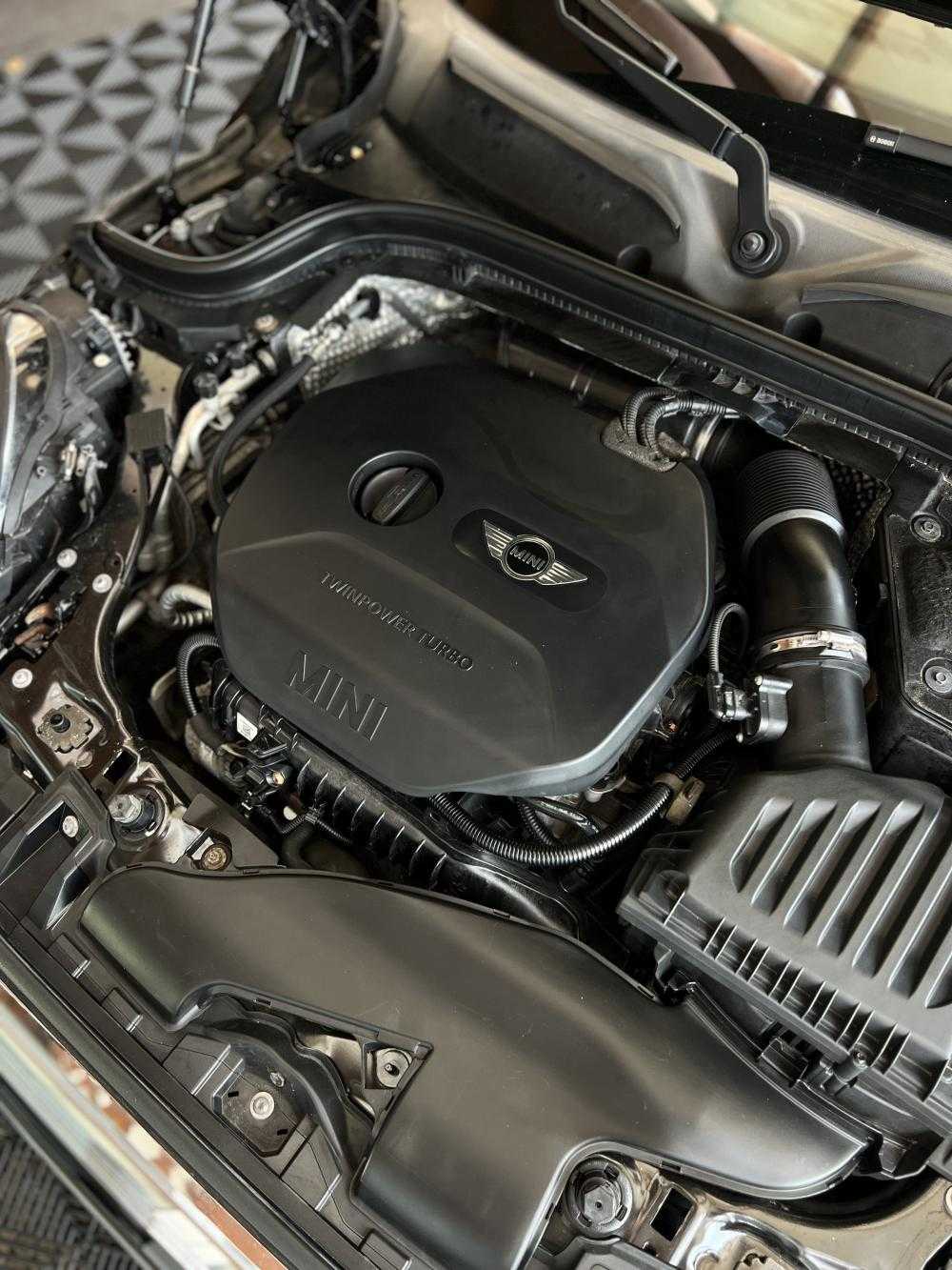 mini-cooper-2015-gasolina-1500cc