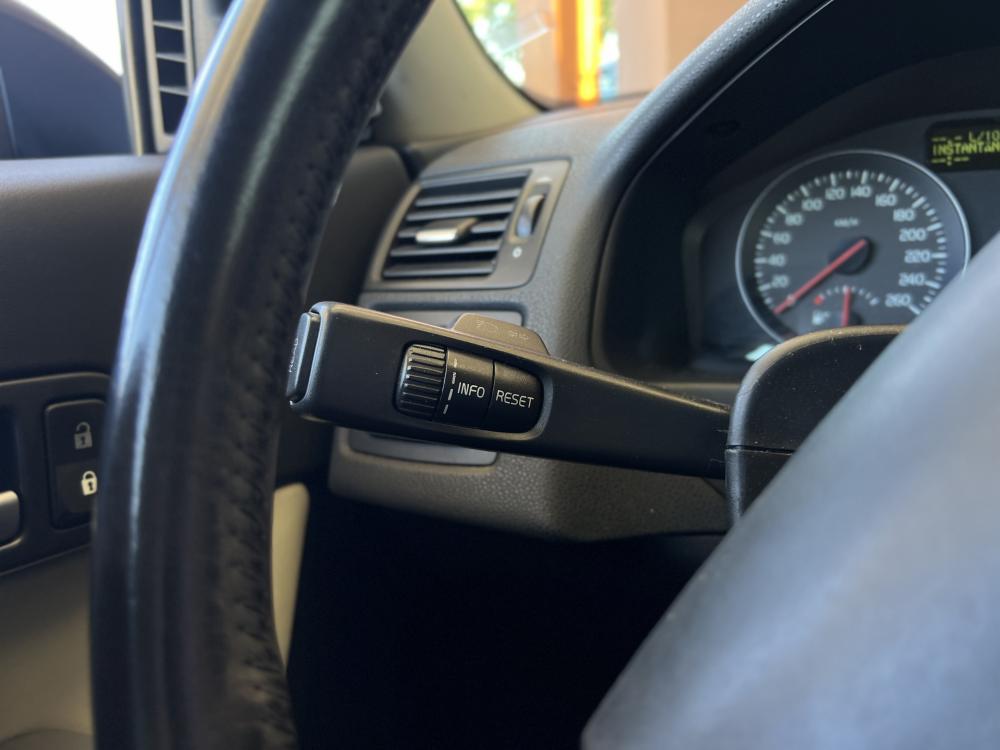 volvo-c30-2010-diesel-1560cc