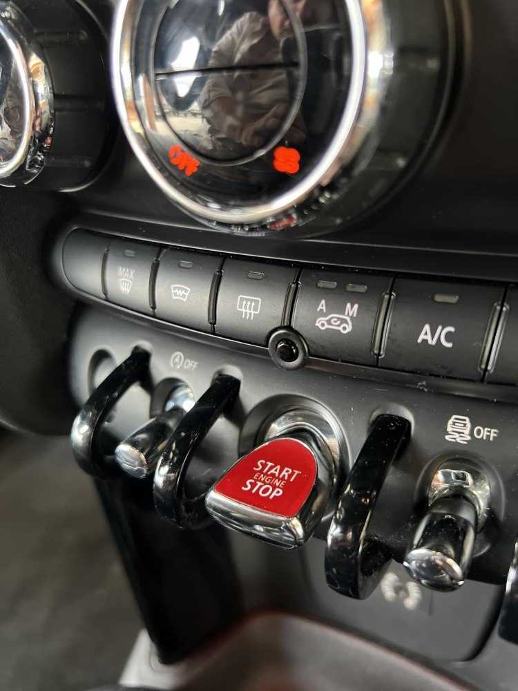 mini-cooper-2015-gasolina-1500cc