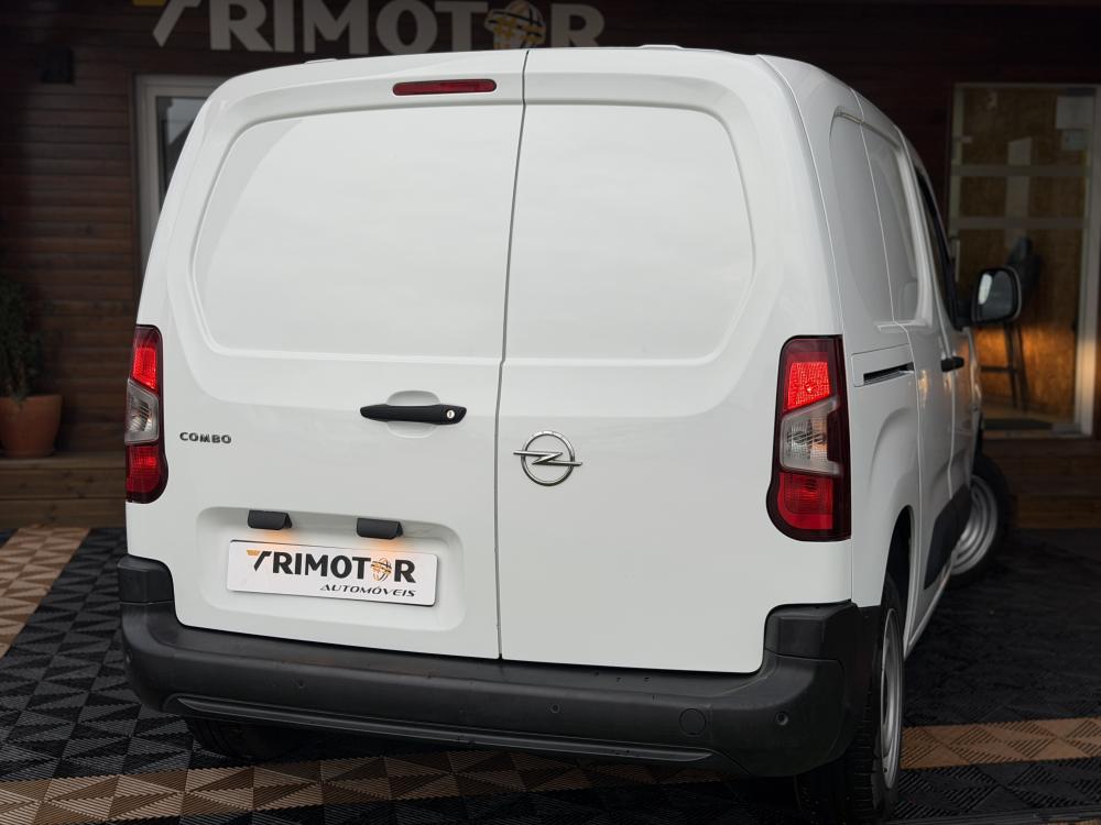 opel-combo-2021-diesel-1499cc
