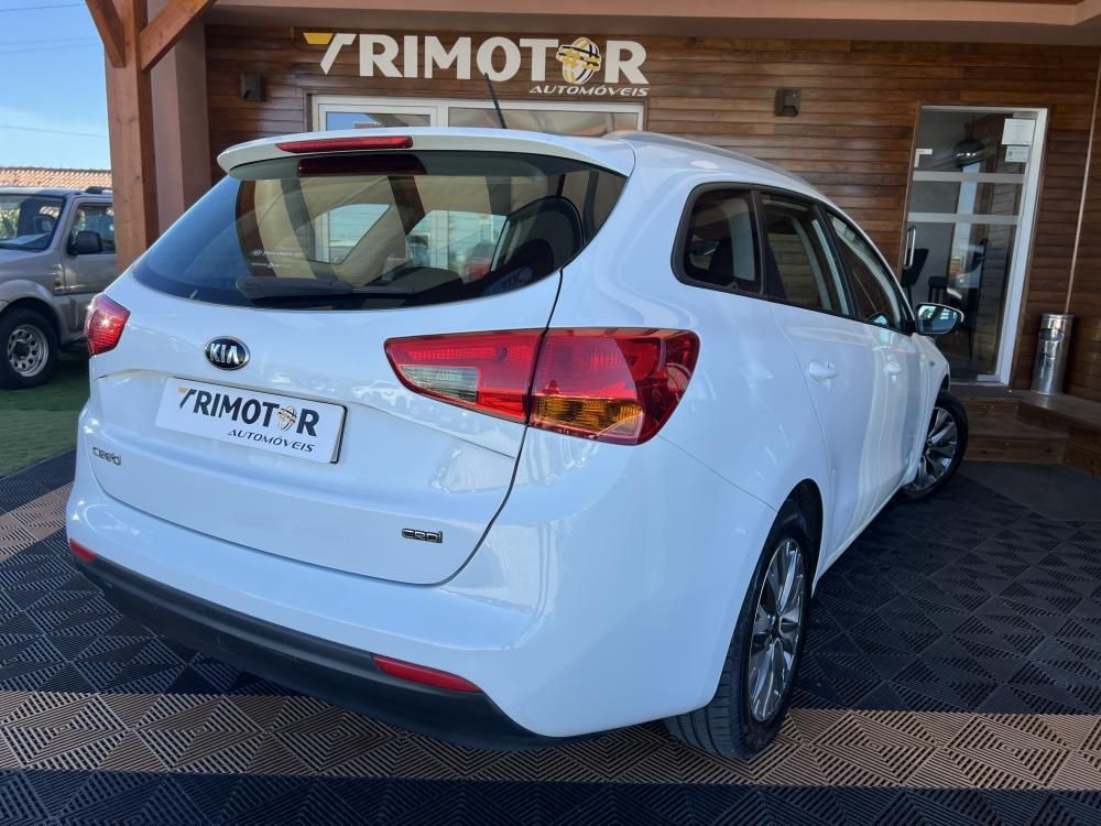 kia-ceed-sw-2016-diesel-1396cc