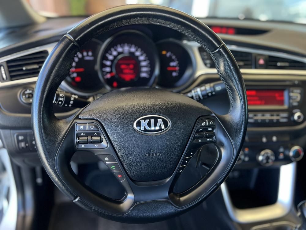 kia-ceed-sw-2016-diesel-1396cc