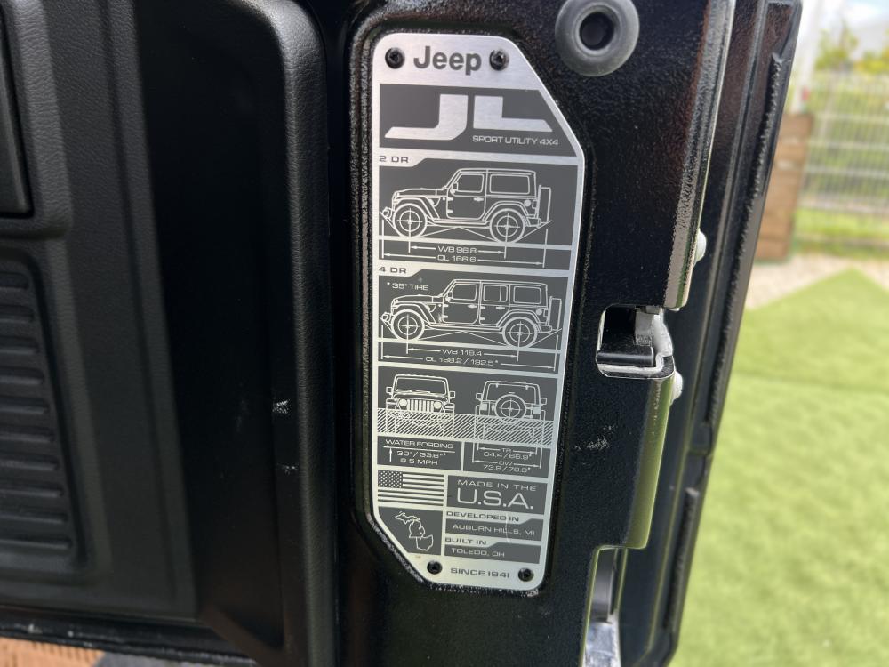 jeep-wrangler-2022-hibrido-a-gasolina-1995cc