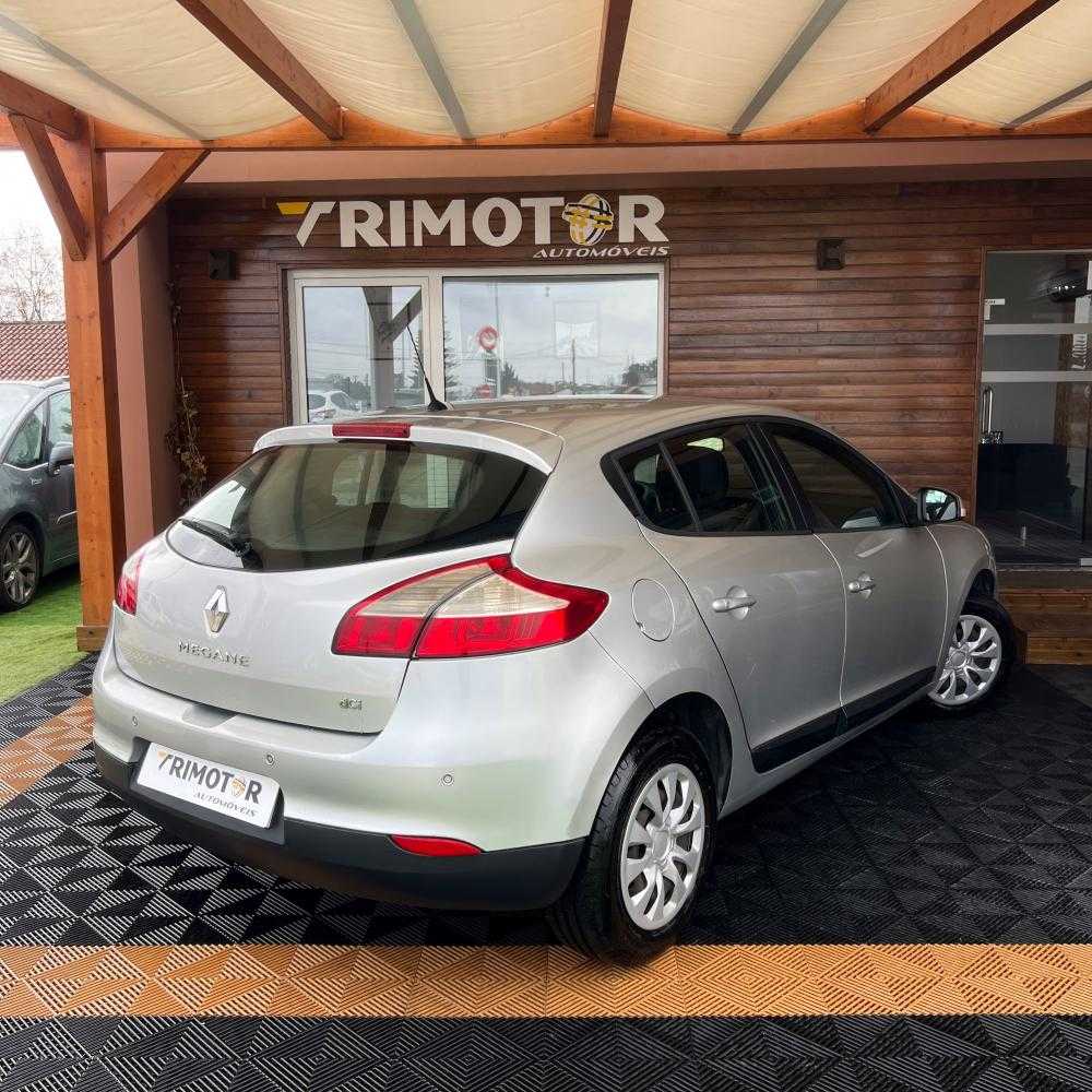 renault-megane-2009-diesel-1461cc