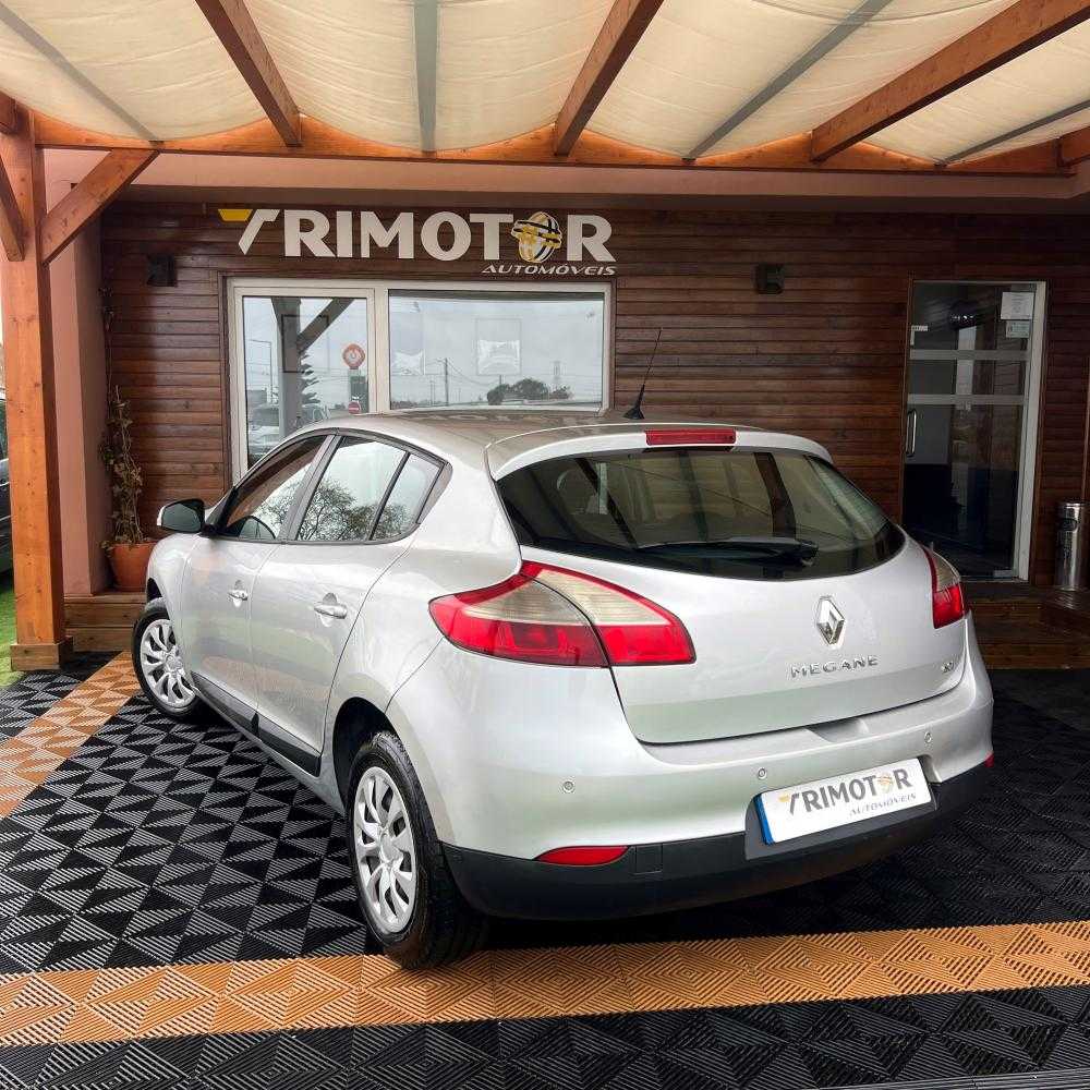 renault-megane-2009-diesel-1461cc