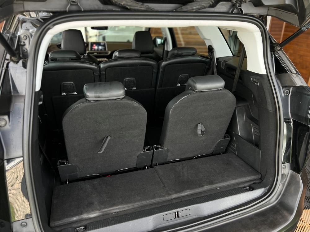 peugeot-5008-2018-gasolina-1199cc