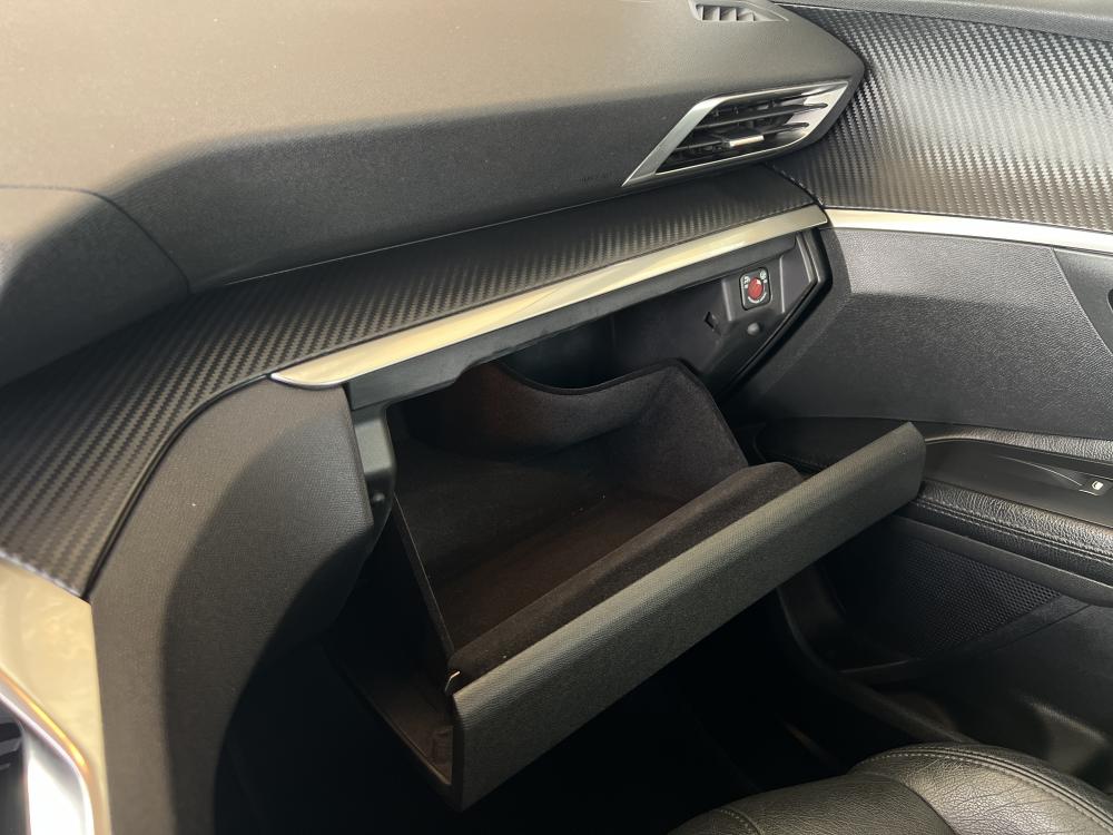peugeot-5008-2018-gasolina-1199cc