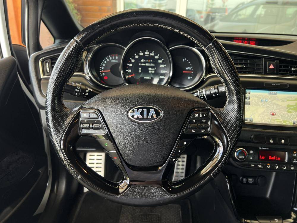 kia-ceed-sw-2016-gasolina-998cc