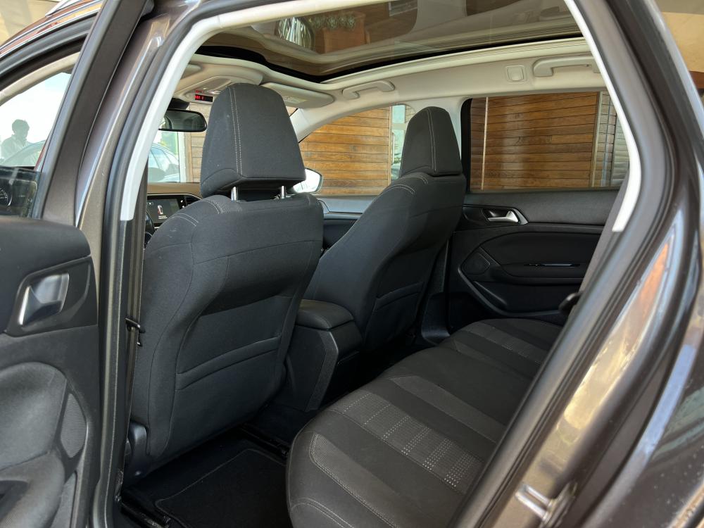 peugeot-308-sw-2015-diesel-1560cc