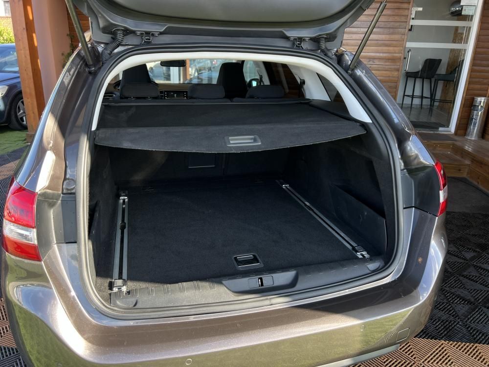 peugeot-308-sw-2015-diesel-1560cc