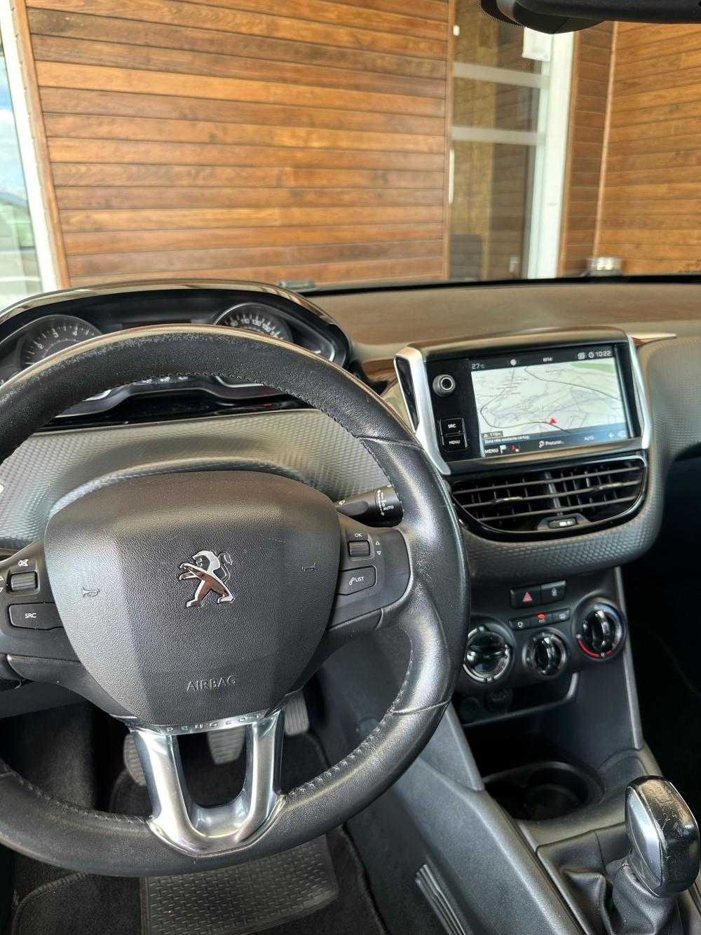 peugeot-208-2019-gasolina-1199cc