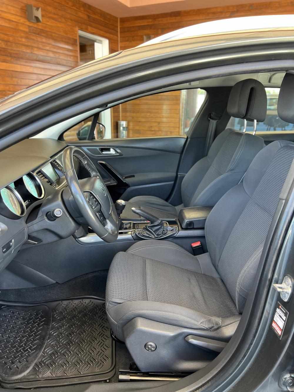 peugeot-508-sw-2015-diesel-1997cc