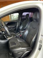 volvo-v40-2016-diesel-1969cc