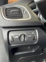 volvo-v40-2016-diesel-1969cc