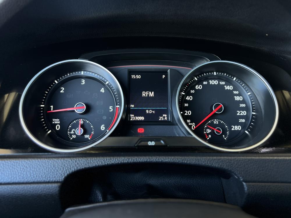 volkswagen-golf-variant-2016-diesel-1968cc