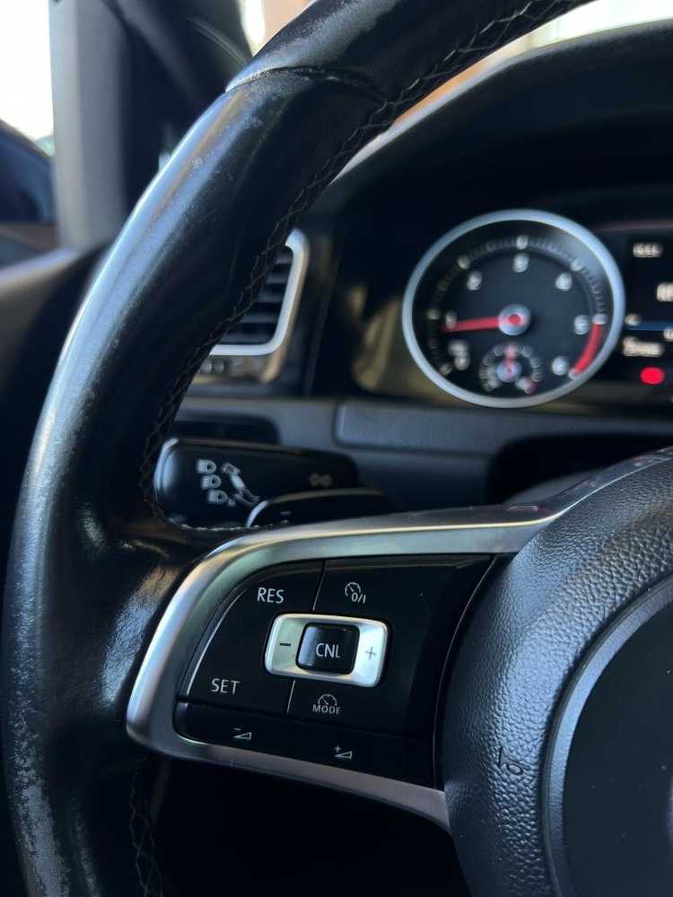 volkswagen-golf-variant-2016-diesel-1968cc
