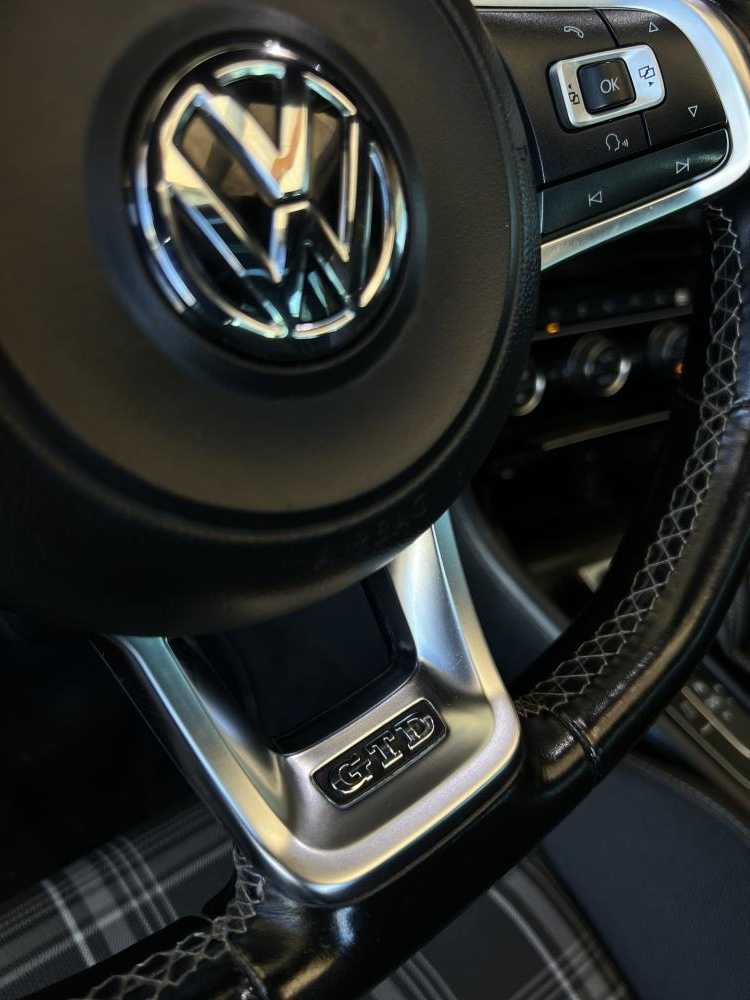 volkswagen-golf-variant-2016-diesel-1968cc