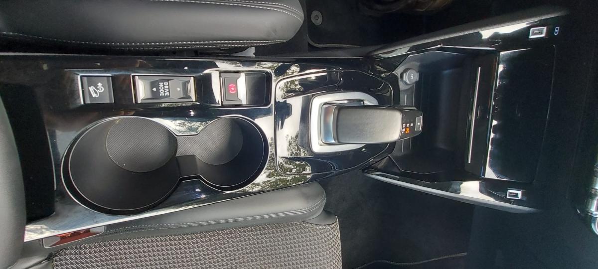 peugeot-2008-2022-eletrico-500cc