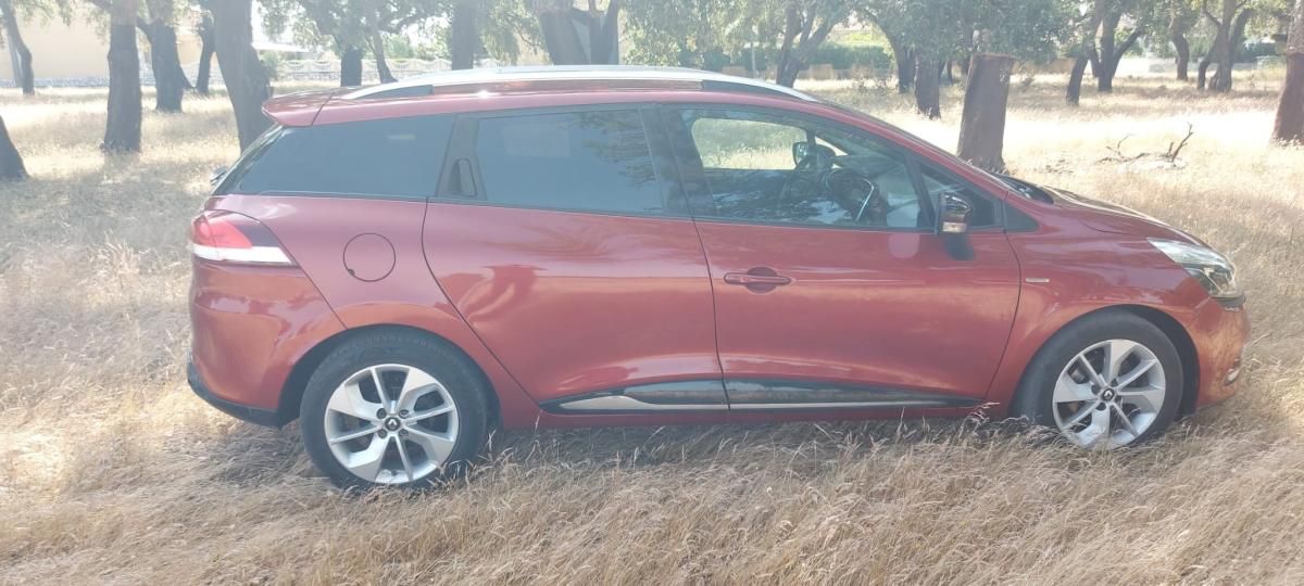 renault-clio-sport-tourer-2018-diesel-1461cc