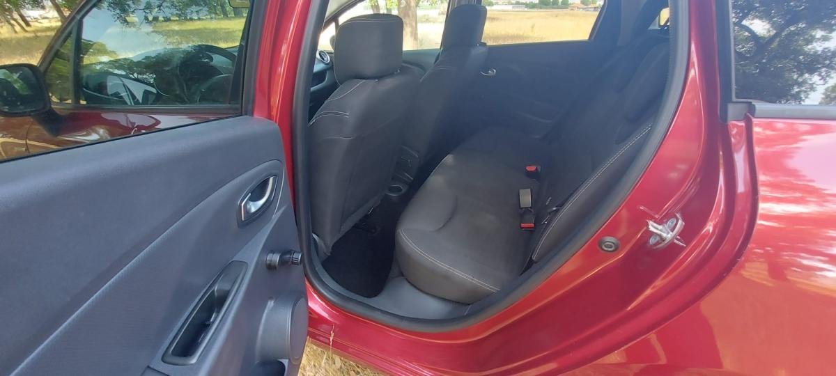 renault-clio-sport-tourer-2018-diesel-1461cc
