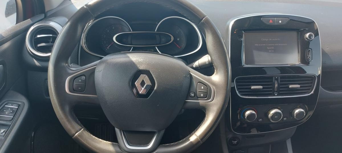 renault-clio-sport-tourer-2018-diesel-1461cc