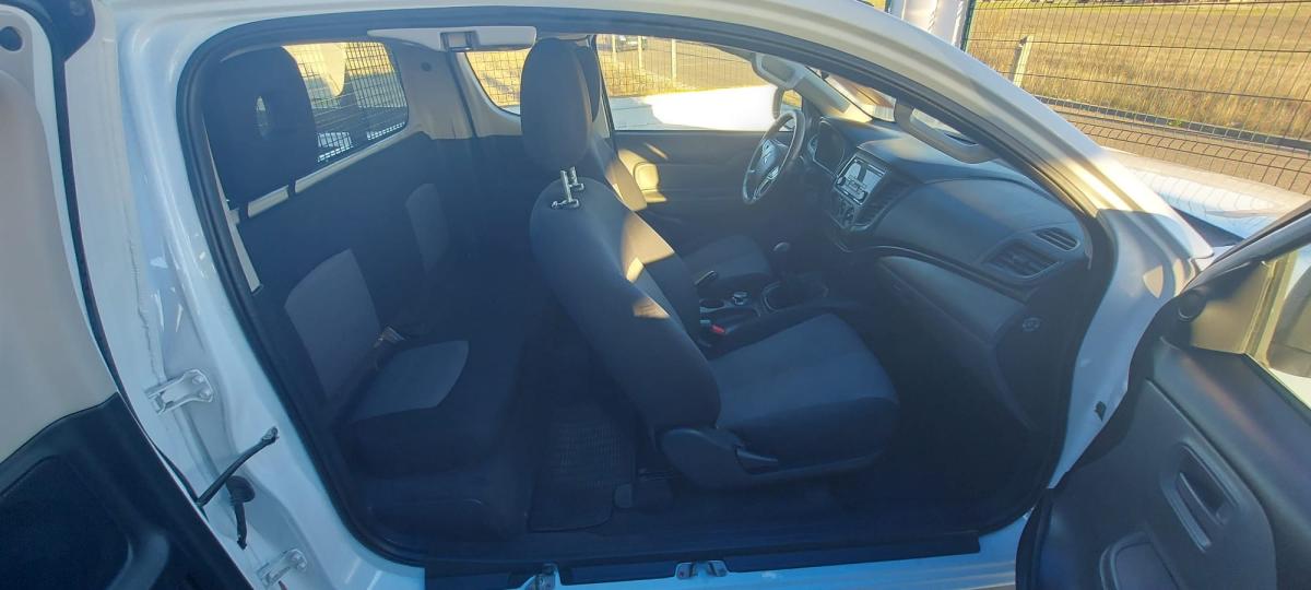 mitsubishi-l200-2018-diesel-2442cc