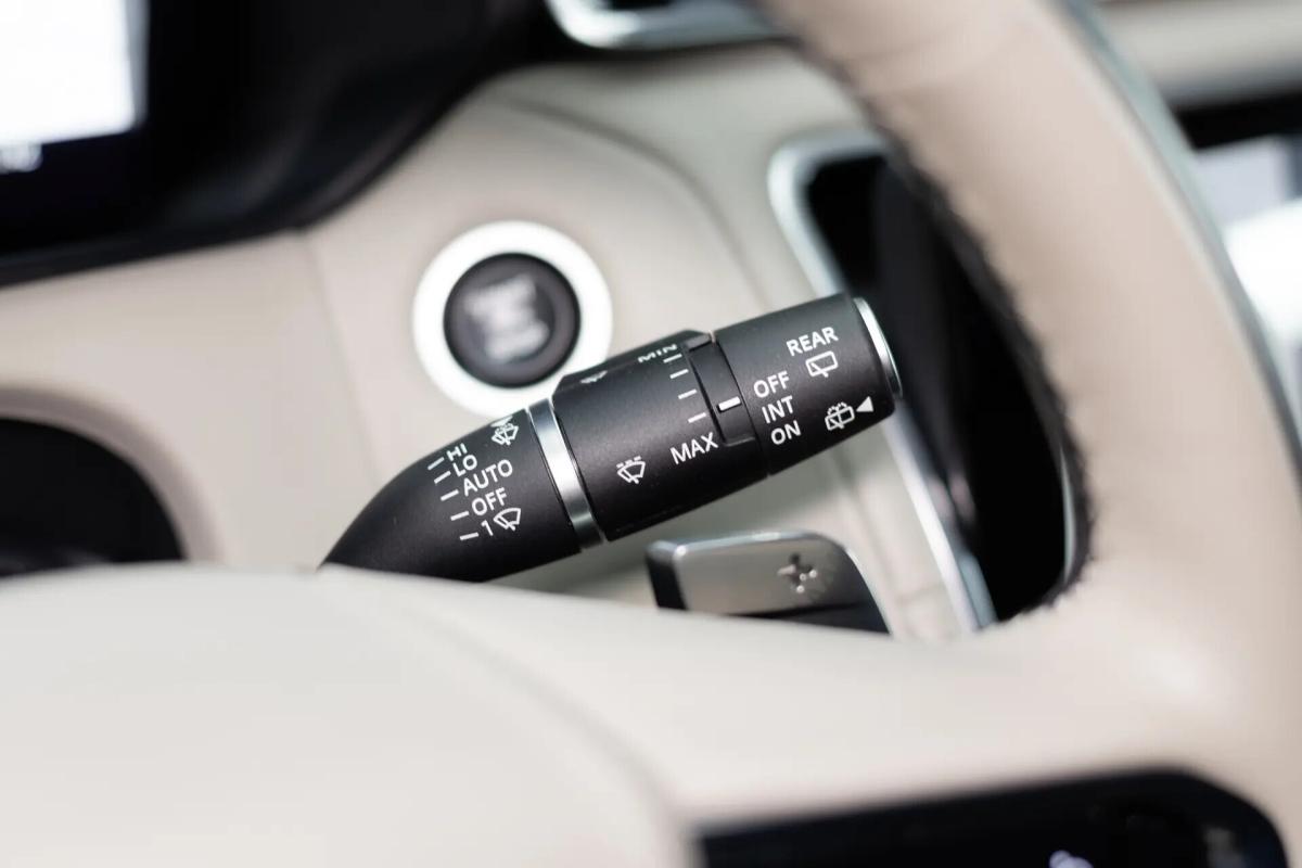 land-rover-range-rover-velar-2022-hibrido-a-gasolina-1997cc